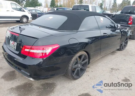 2011 Mercedes-Benz E 550 из США, поврежденный, VIN WDDKK7CF7BF103529